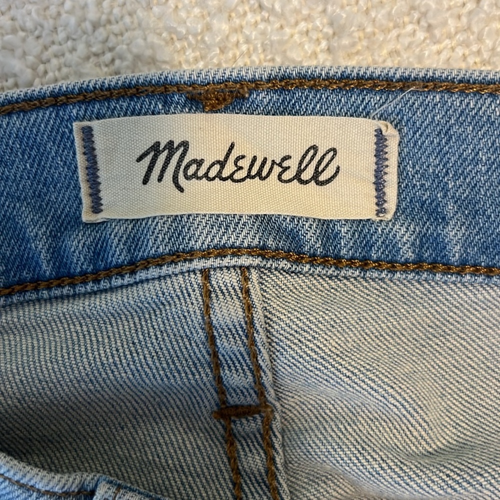 Madewell The Perfect Vintage Straight Jeans in Danby Wash Knee Rip Edition S24 - Picture 3 of 10